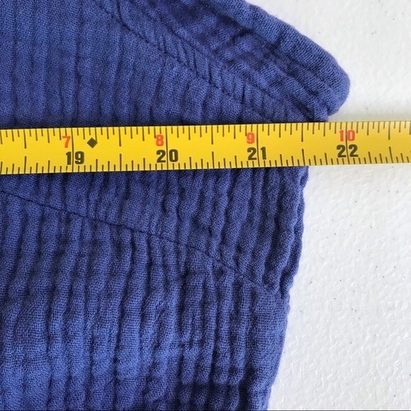 Three Dots Double Gauze Cap Sleeve V Neck Periwinkle Top Women Size Large - Picture 6 of 12